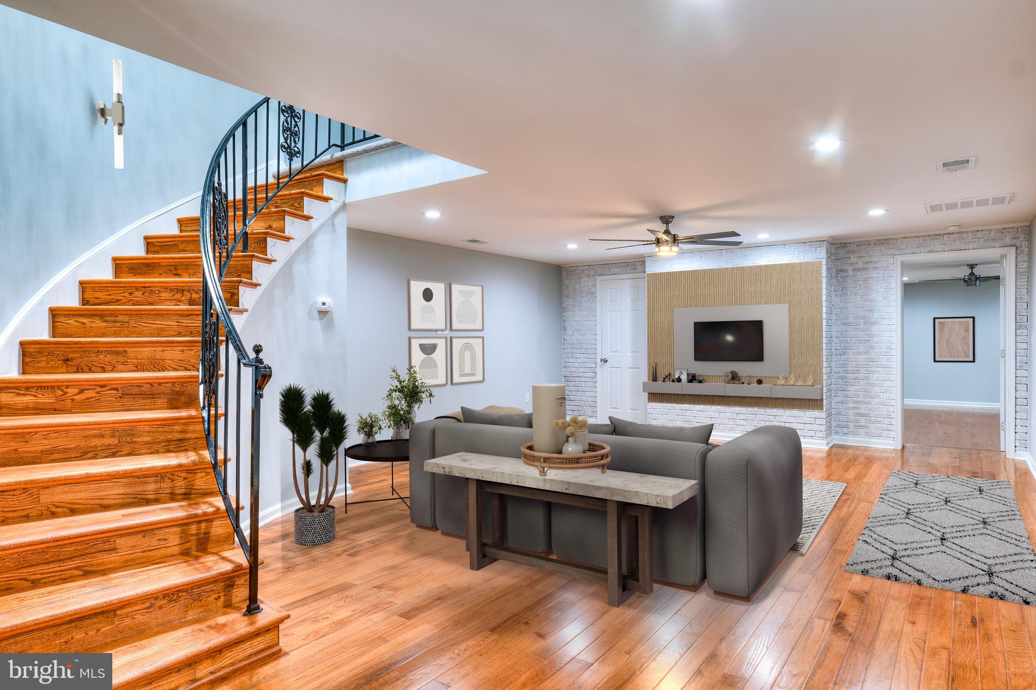 13489 Union Church Road Sumerduck, VA 22742 - Photo 2 of 47 Living Room