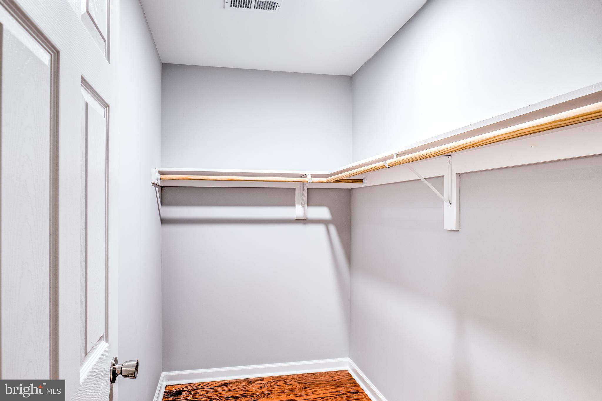 13489 Union Church Road Sumerduck, VA 22742 - Photo 24 of 47 Primary walk-in Closet