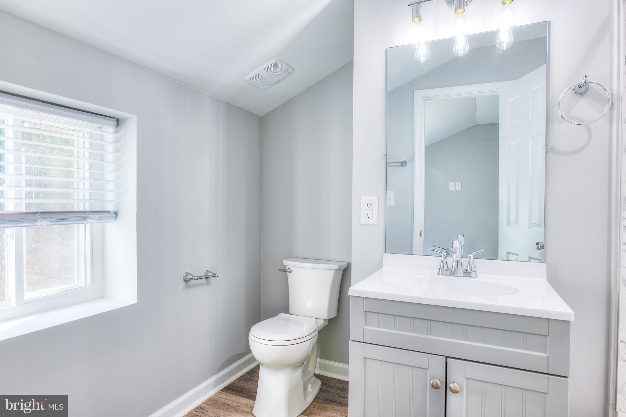 13489 Union Church Road Sumerduck, VA 22742 - Photo 37 of 47 Bedroom 3 Bathroom