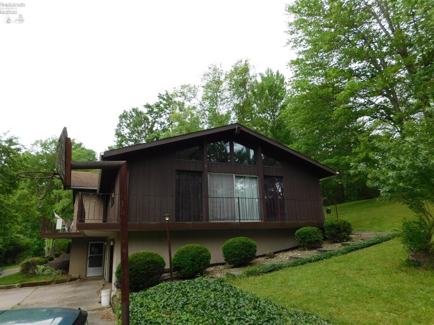 1652 Washington Road Norwalk, OH 44857 - Photo 6 of 10 Gallery Image 6