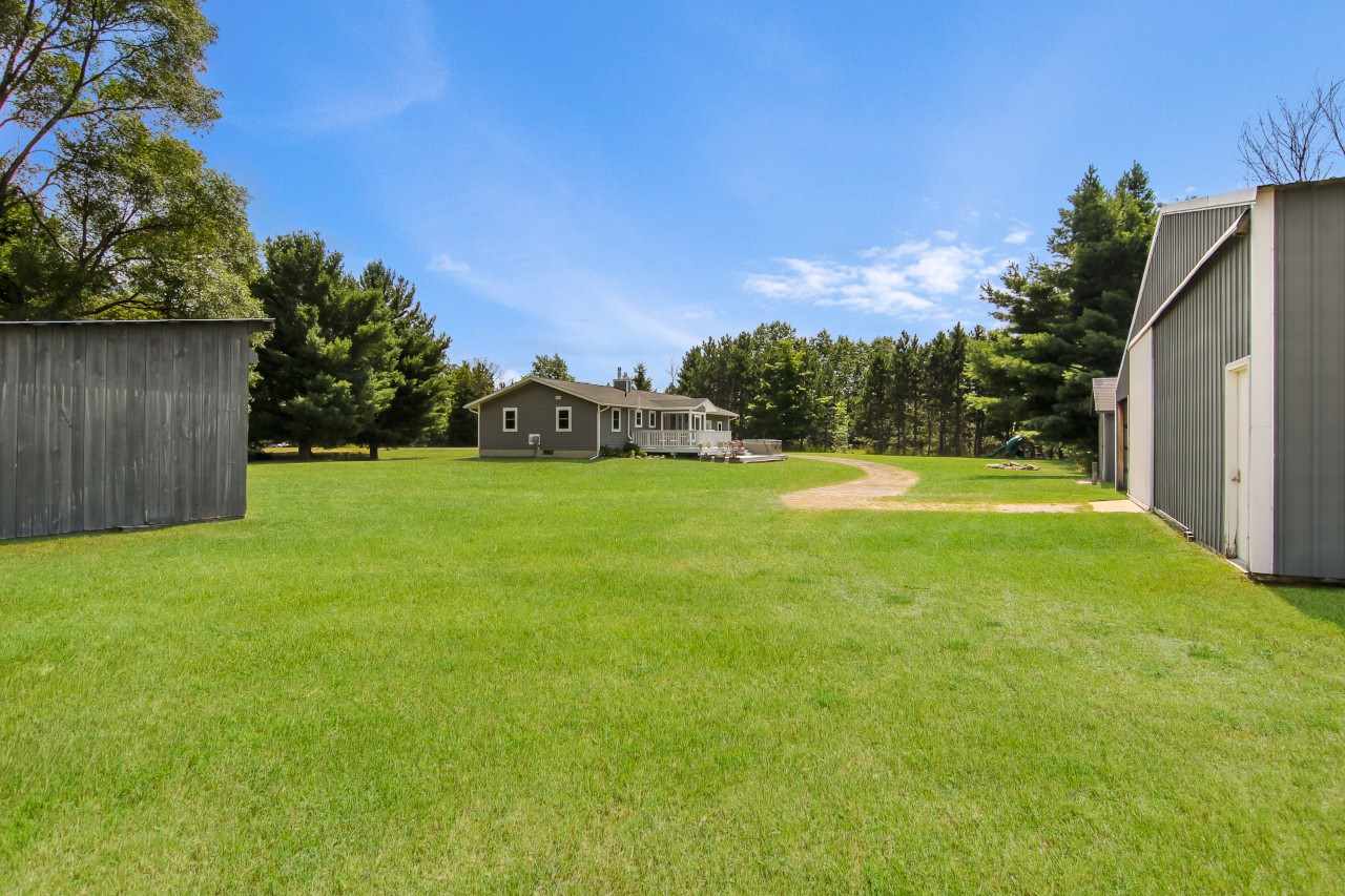 5535 Goodrick Road Traverse City, MI 49684 - Photo 35 of 44 1865720-34.JPG