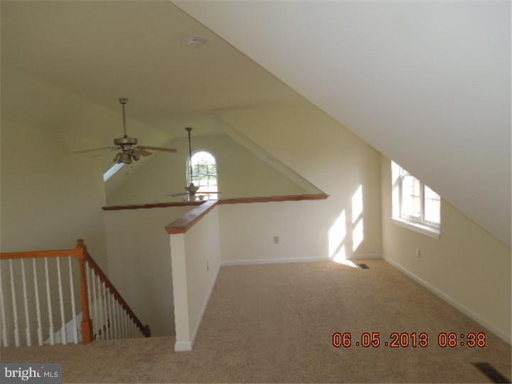 6374 Pearsons Corner Road Dover, DE 19904 - Photo 10 of 18 Loft