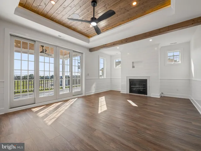 $2,899,999 | 249 South 2nd Street, Surf City, NJ 08008