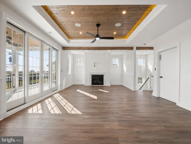 $2,899,999 | 249 South 2nd Street, Surf City, NJ 08008