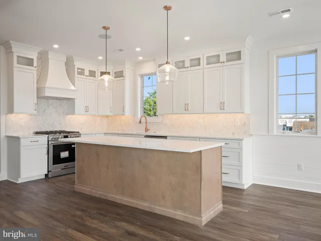 $2,899,999 | 249 South 2nd Street, Surf City, NJ 08008