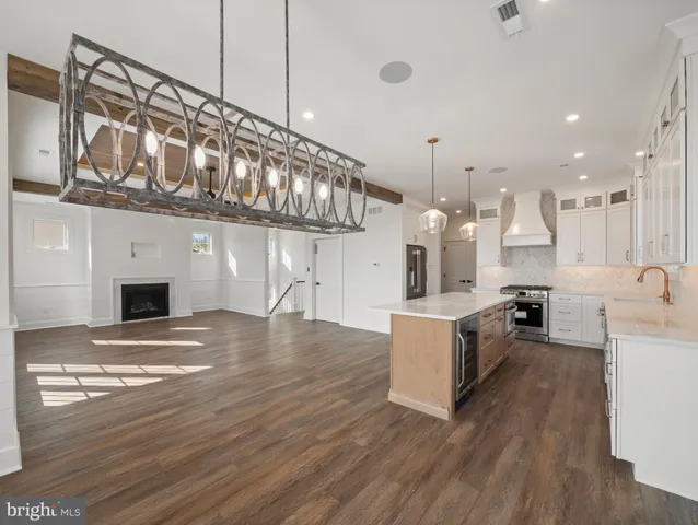 $2,899,999 | 249 South 2nd Street, Surf City, NJ 08008