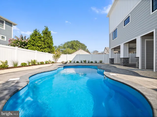 $2,899,999 | 249 South 2nd Street, Surf City, NJ 08008