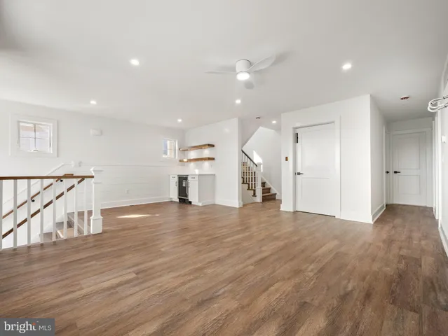 $2,899,999 | 249 South 2nd Street, Surf City, NJ 08008