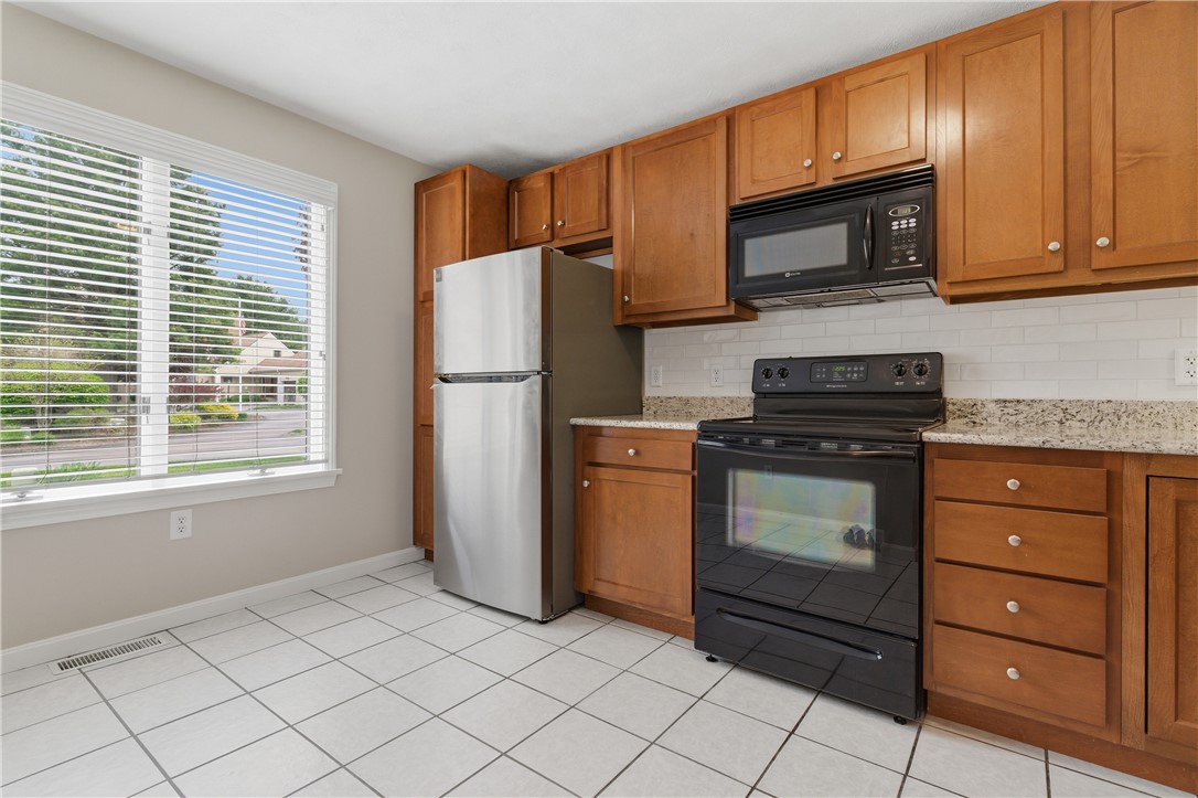 50 Abbott Run Valley Road, Unit 1604 Cumberland, RI 02864 - Photo 6 of 30