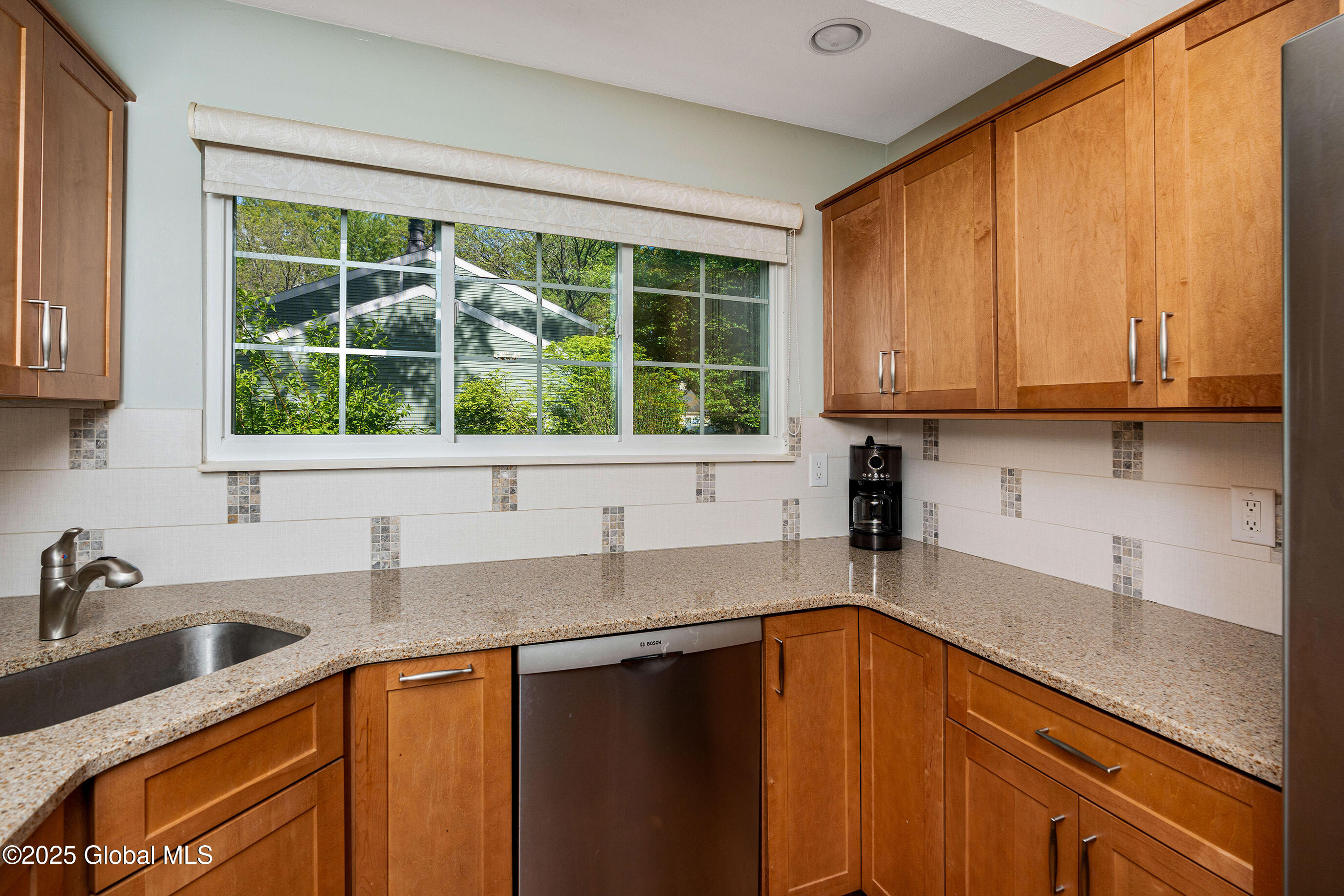 24 Chestnut Road Bethlehem, NY 12054 - Photo 13 of 37 014-24-Chestnut-Rd