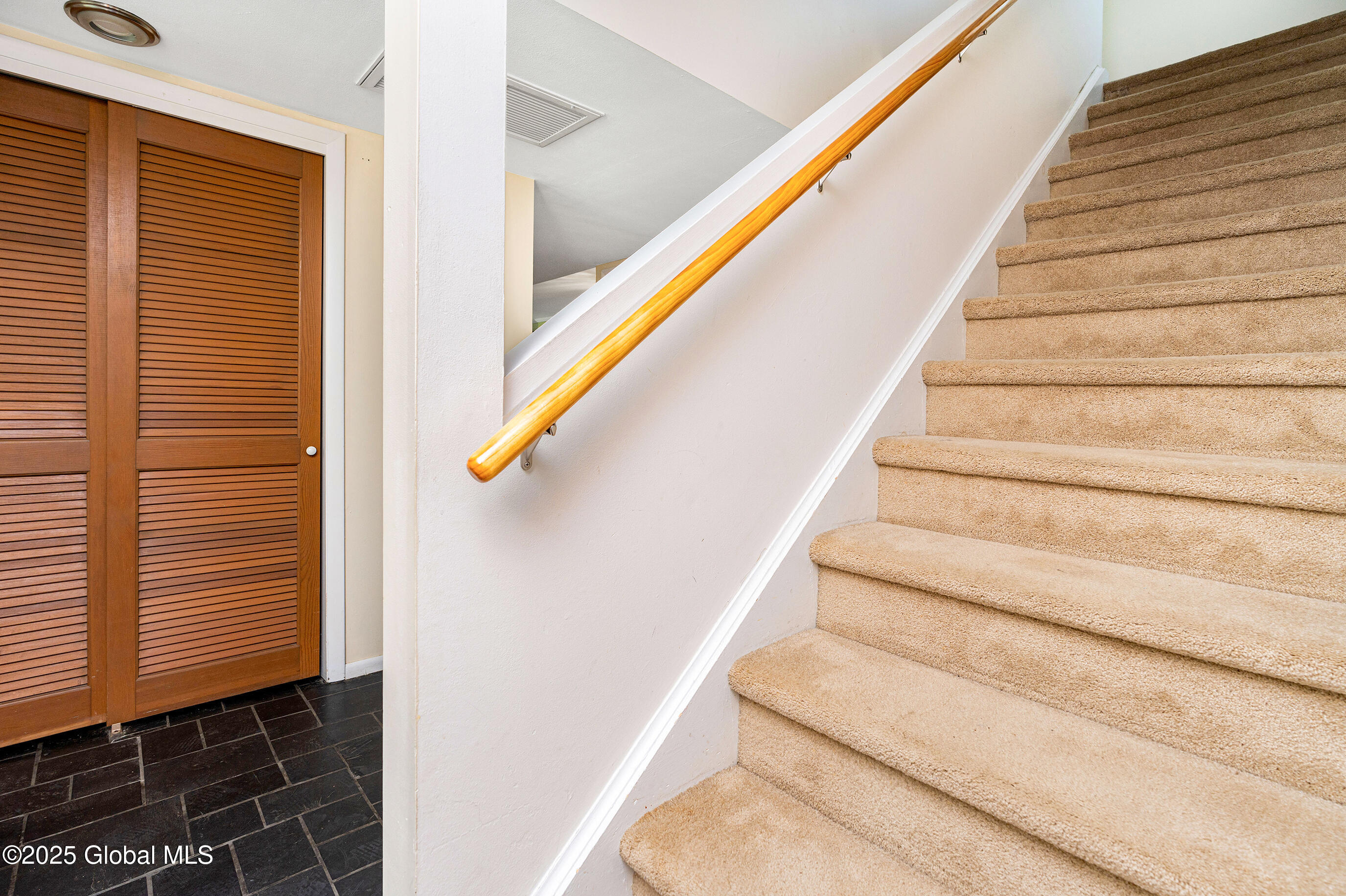 24 Chestnut Road Bethlehem, NY 12054 - Photo 26 of 37 028-24-Chestnut-Rd