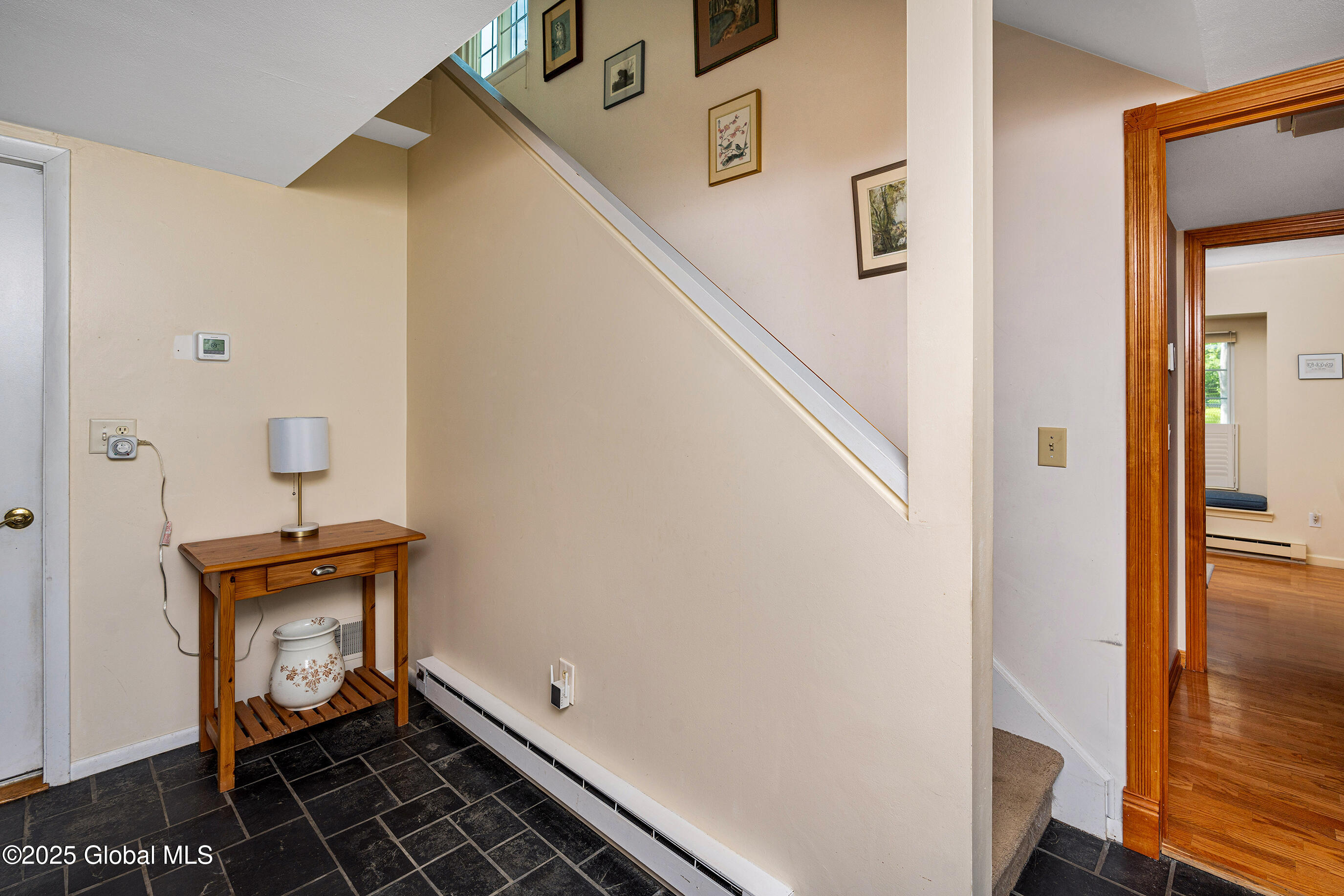 24 Chestnut Road Bethlehem, NY 12054 - Photo 6 of 37 005-24-Chestnut-Rd