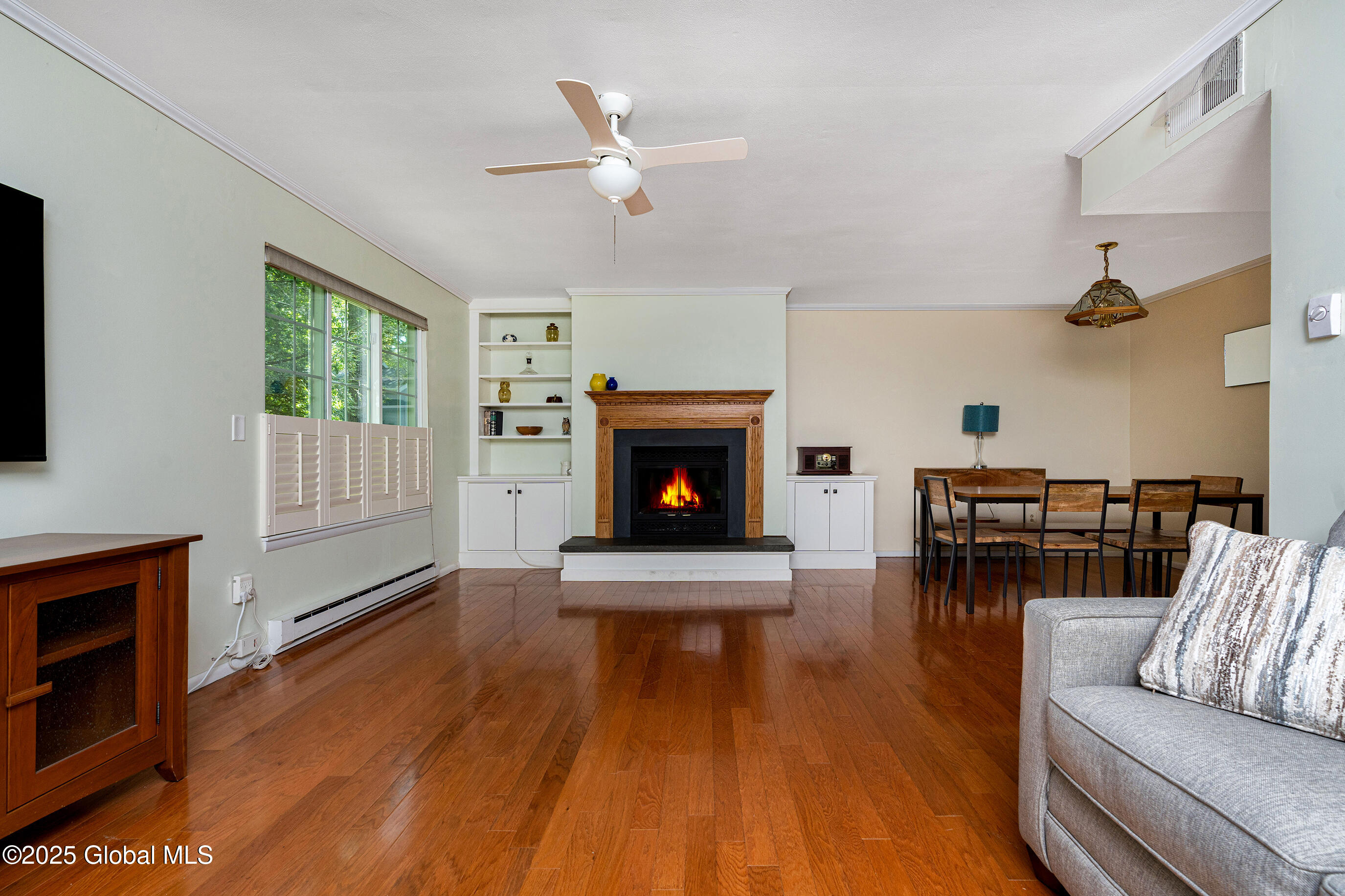 24 Chestnut Road Bethlehem, NY 12054 - Photo 9 of 37 008-24-Chestnut-Rd