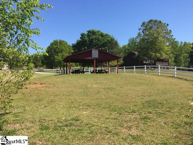 Tiffany Lane Fountain Inn, SC 29644 - Photo 9 of 10