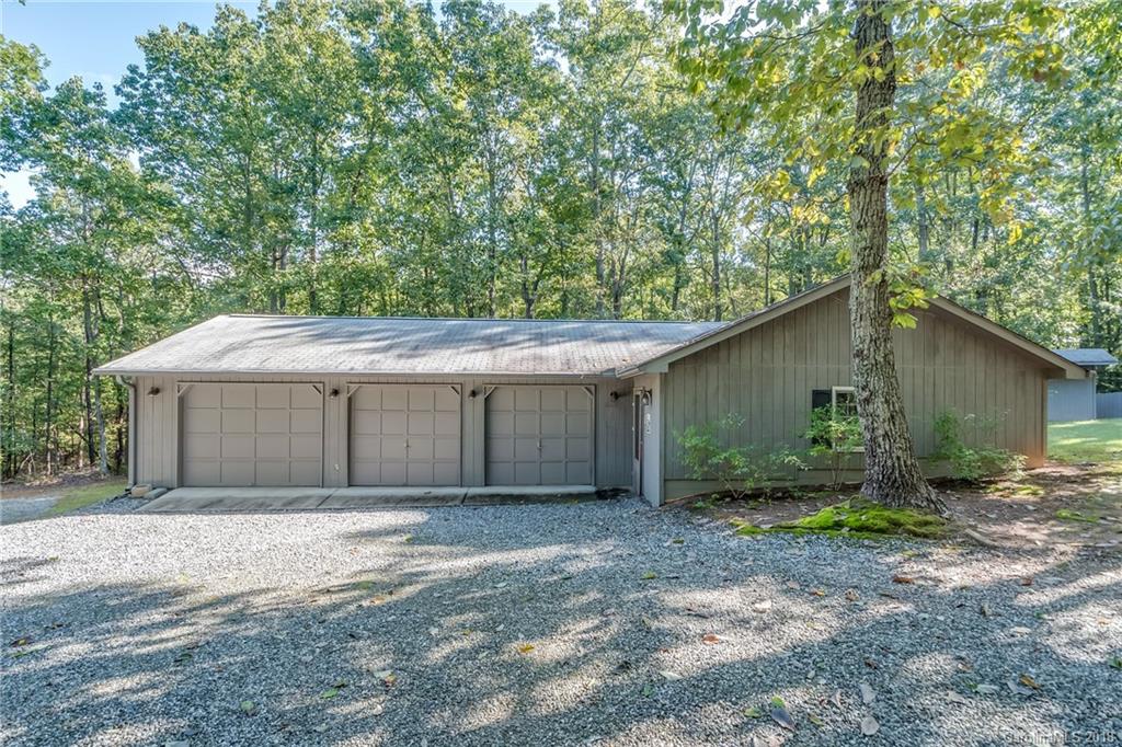 235 Coachman Lane Tryon, NC 28782 - Photo 27 of 31 Gallery Image 27
