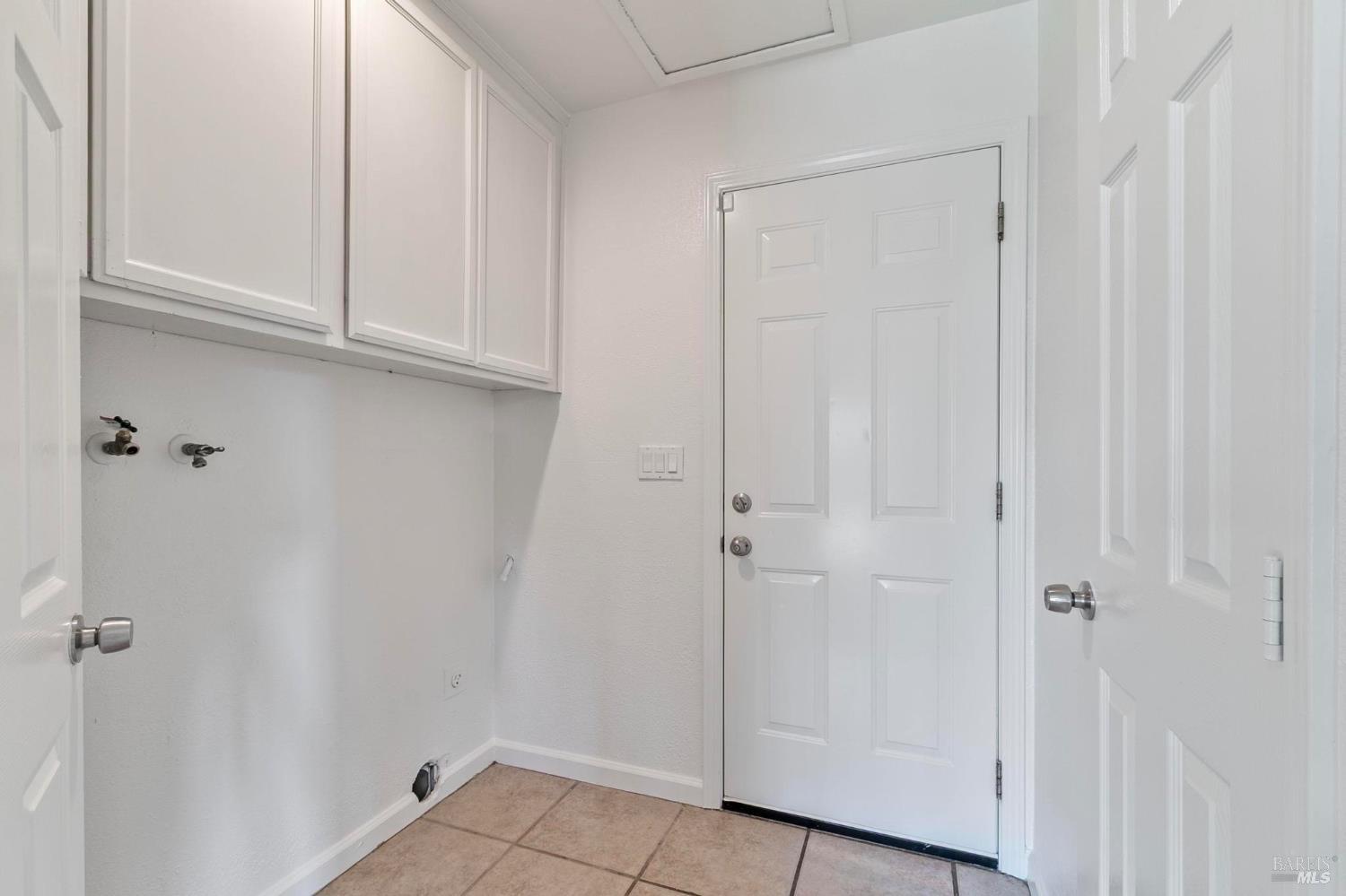 802 Tree Duck Way Suisun City, CA 94585 - Photo 18 of 37