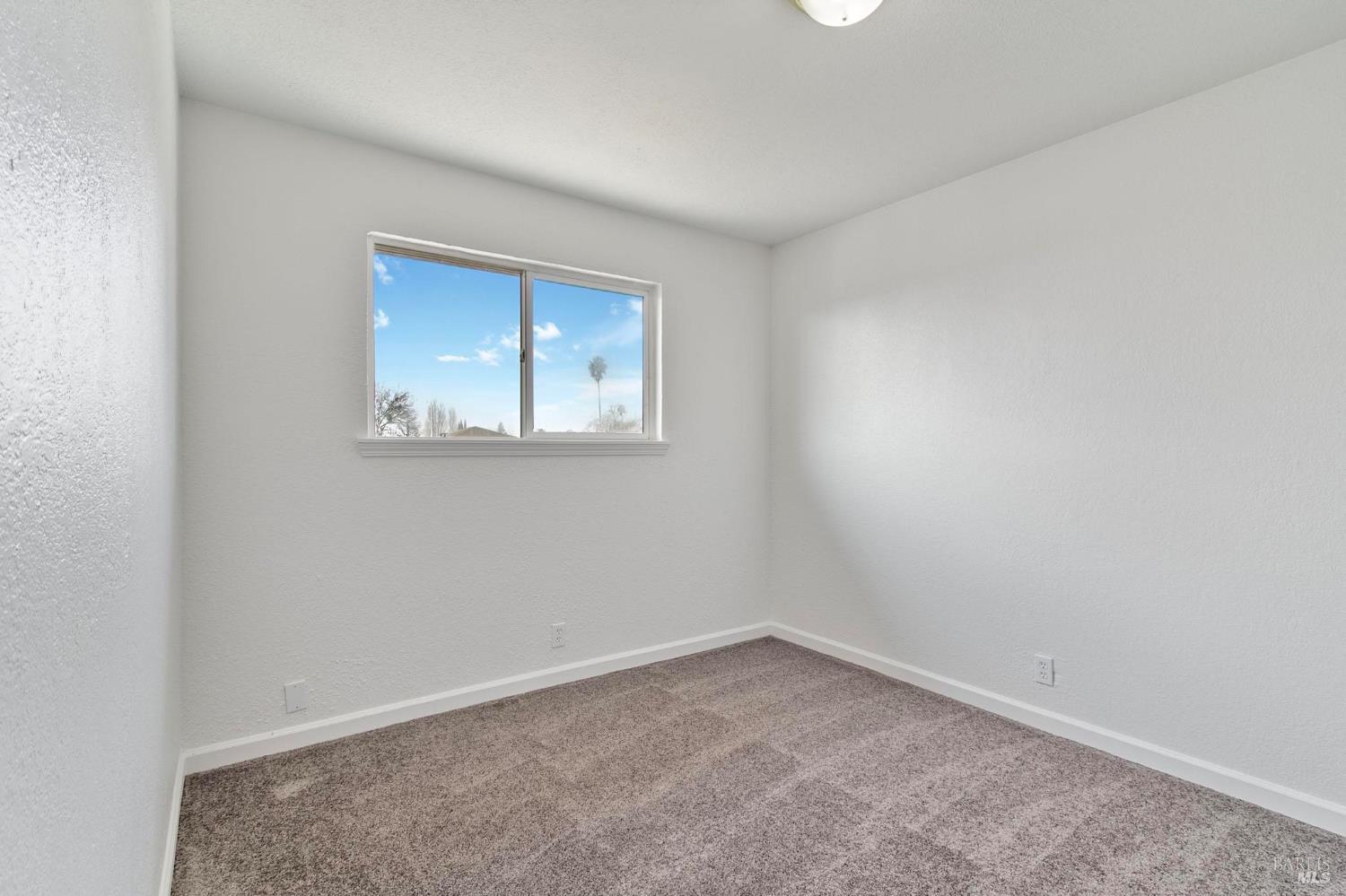 802 Tree Duck Way Suisun City, CA 94585 - Photo 24 of 37