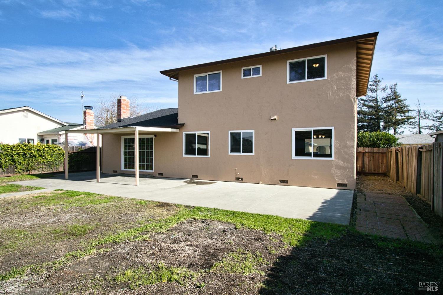 802 Tree Duck Way Suisun City, CA 94585 - Photo 33 of 37