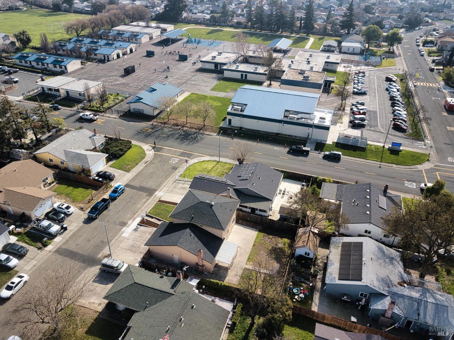 802 Tree Duck Way Suisun City, CA 94585 - Photo 35 of 37