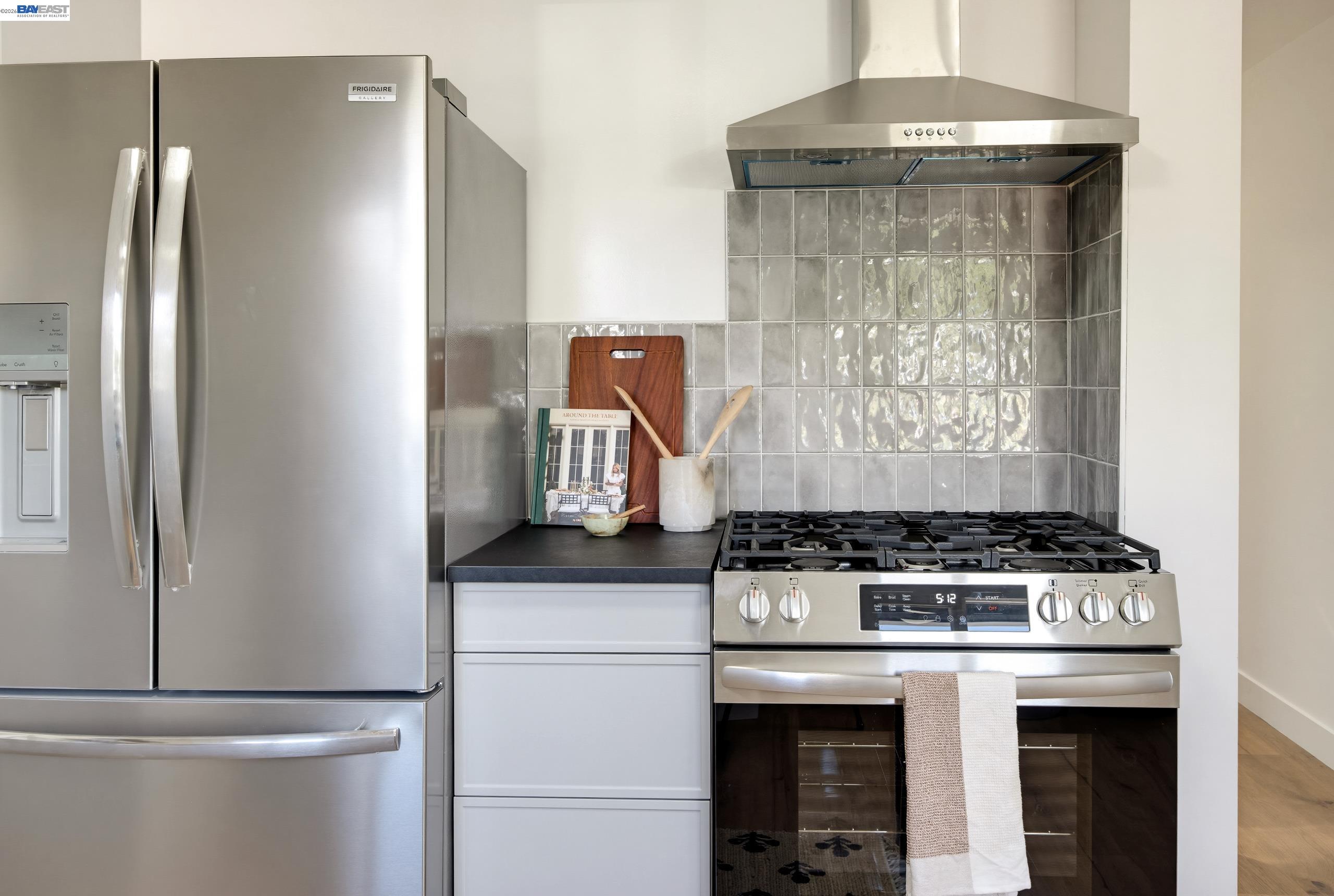 228 West Harder Road Hayward, CA 94544 - Photo 8 of 23 Gallery Image 8