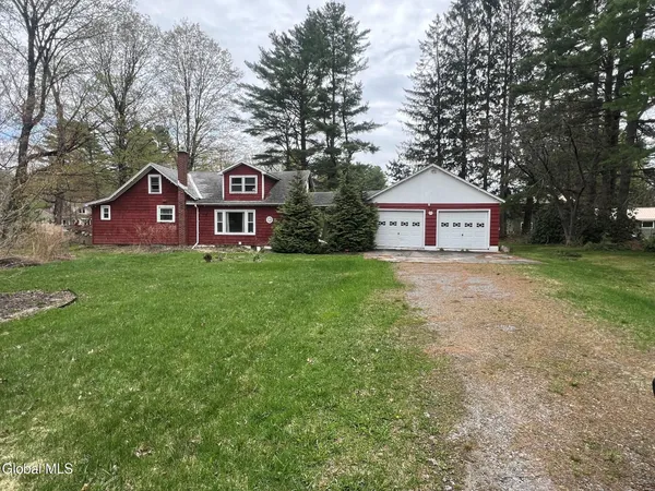$425,000 | 5518 Crooked Street, Broadalbin, NY 12025