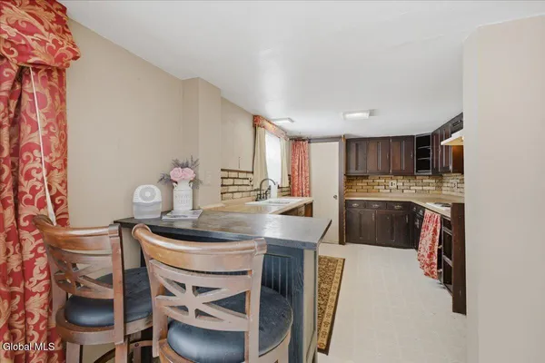 $425,000 | 5518 Crooked Street, Broadalbin, NY 12025