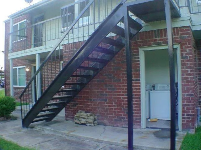 $1,250 | 5630 Brookview Court, Unit C, Sachse, TX 75048