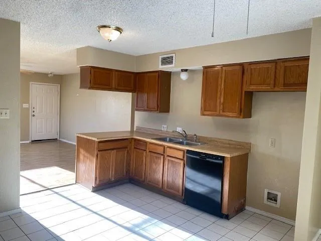 $1,250 | 5630 Brookview Court, Unit C, Sachse, TX 75048