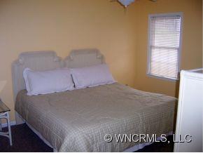 55 Hunter's Trail Tryon, NC 28782 - Photo 8 of 13 Gallery Image 8