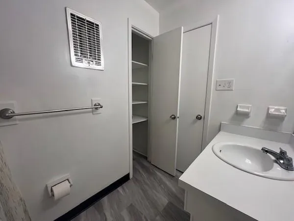 $1,550 | 242 West Brooks Street, New Orleans, LA 70124