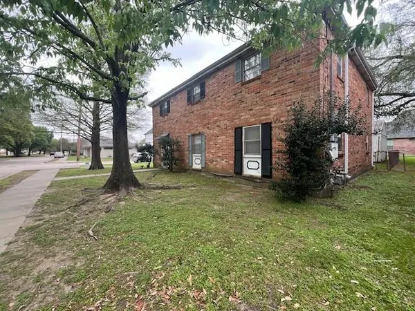 $1,550 | 242 West Brooks Street, New Orleans, LA 70124