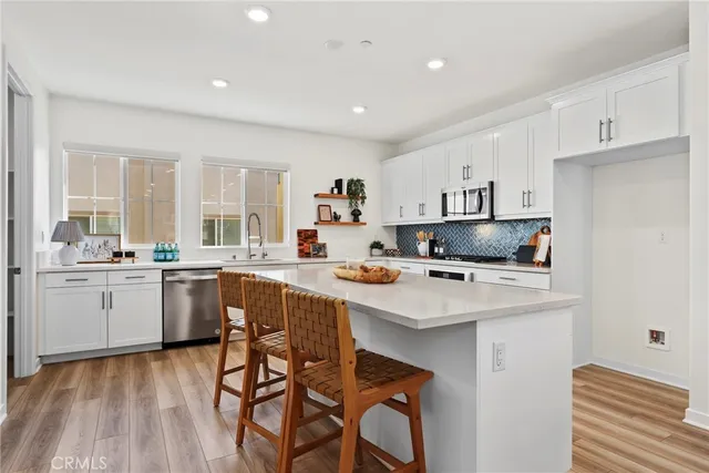 $1,039,900 | 27723 Knollridge Place, San Pedro, CA 90732