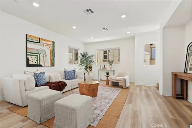 $1,039,900 | 27723 Knollridge Place, San Pedro, CA 90732