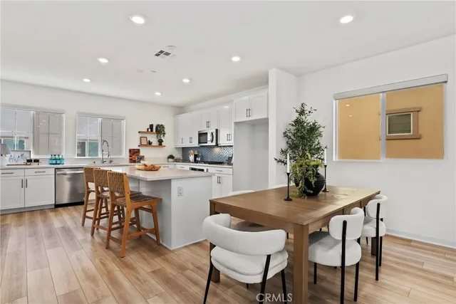 $1,039,900 | 27723 Knollridge Place, San Pedro, CA 90732