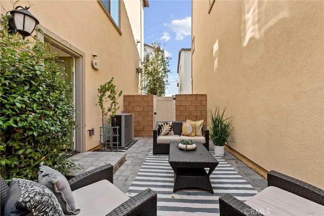 $1,039,900 | 27723 Knollridge Place, San Pedro, CA 90732