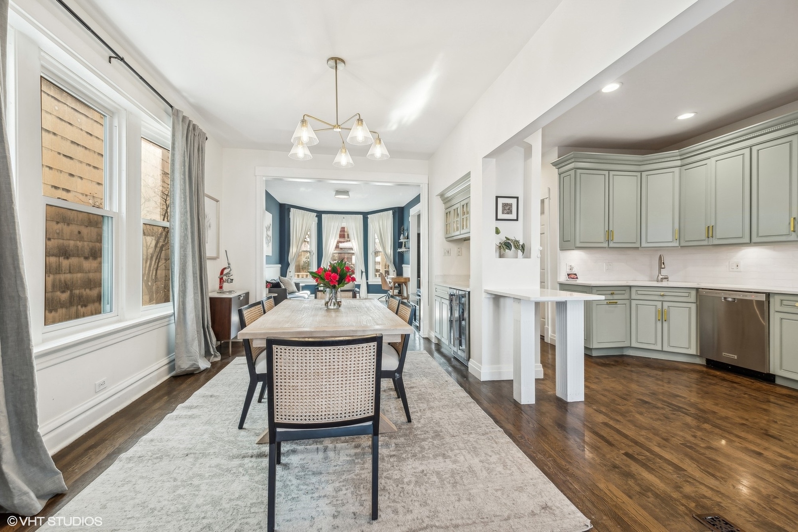 1938 West Bradley Place Chicago, IL 60613 - Photo 14 of 43