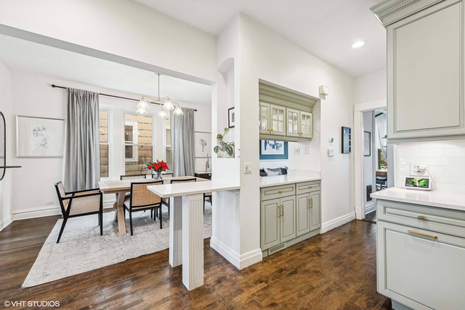 1938 West Bradley Place Chicago, IL 60613 - Photo 18 of 43