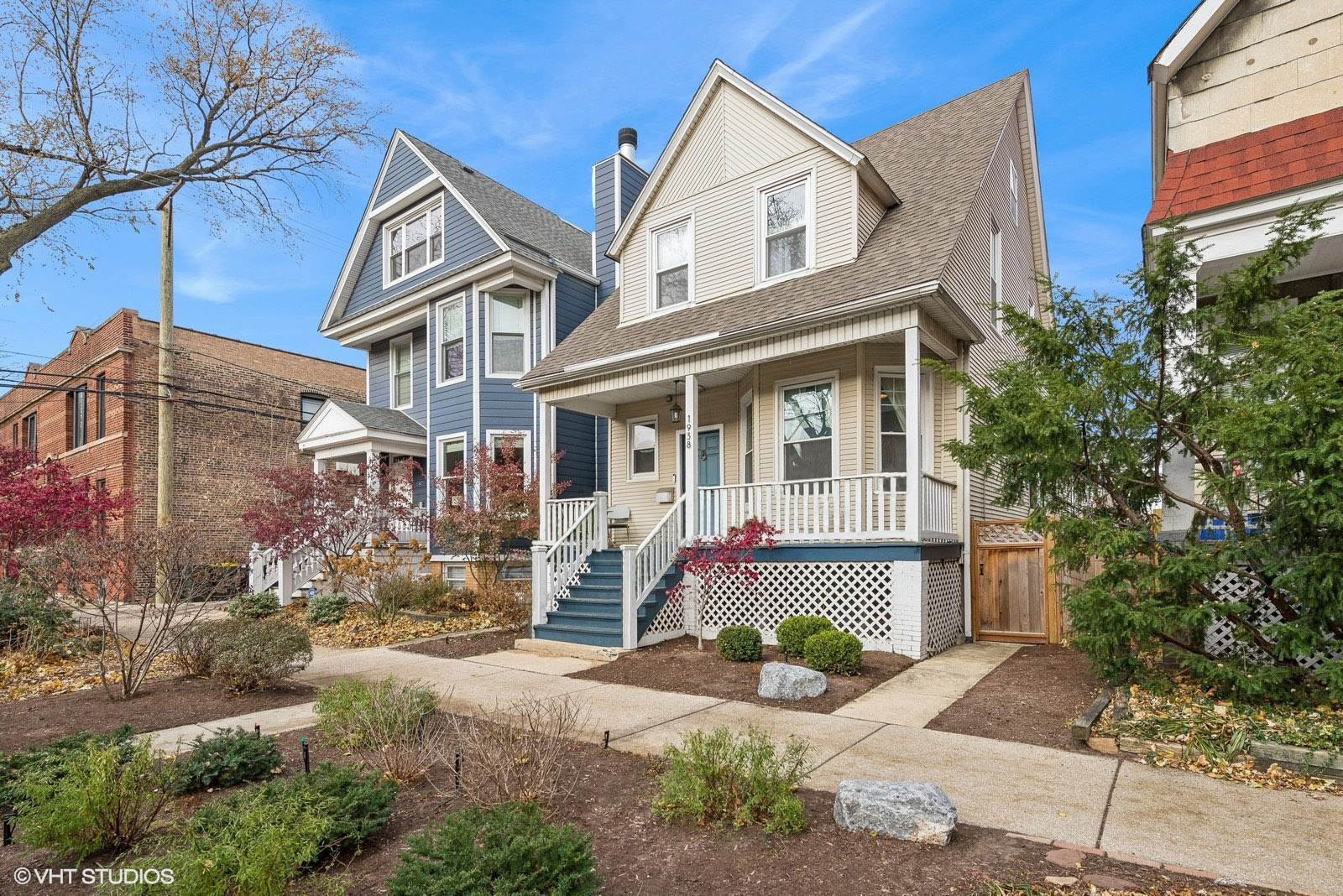 1938 West Bradley Place Chicago, IL 60613 - Photo 2 of 43