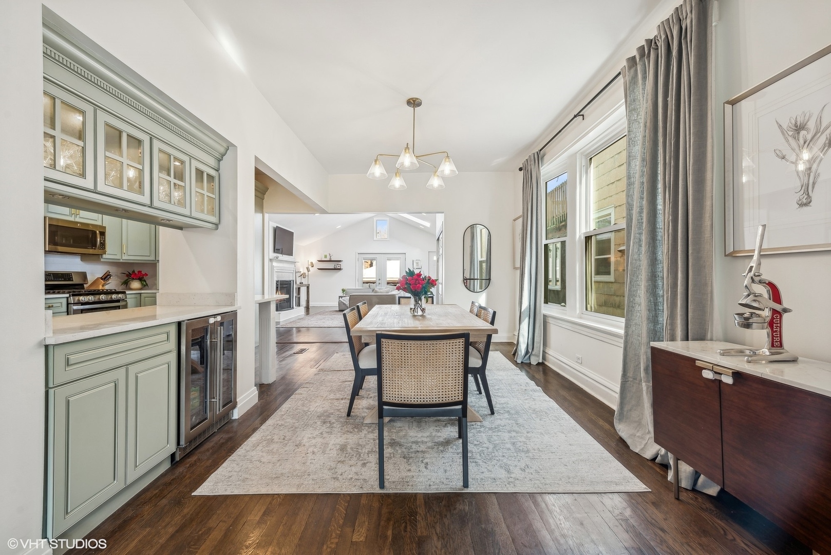 1938 West Bradley Place Chicago, IL 60613 - Photo 7 of 43