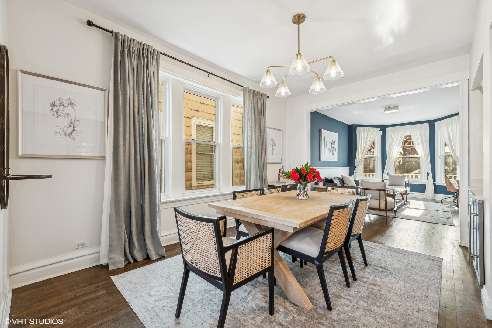 1938 West Bradley Place Chicago, IL 60613 - Photo 8 of 43