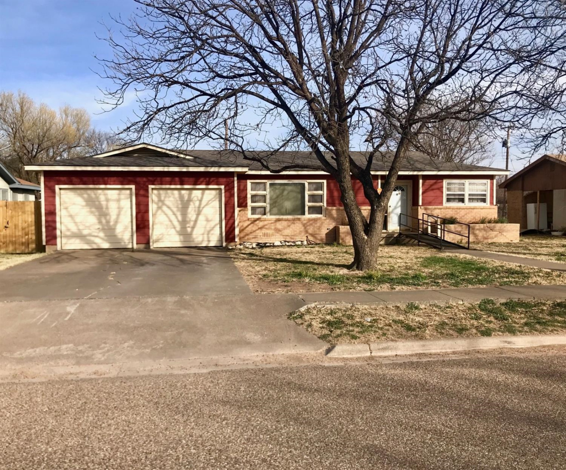1316 Ave M Ralls, TX 79357 - Photo 1 of 15 Photo 1