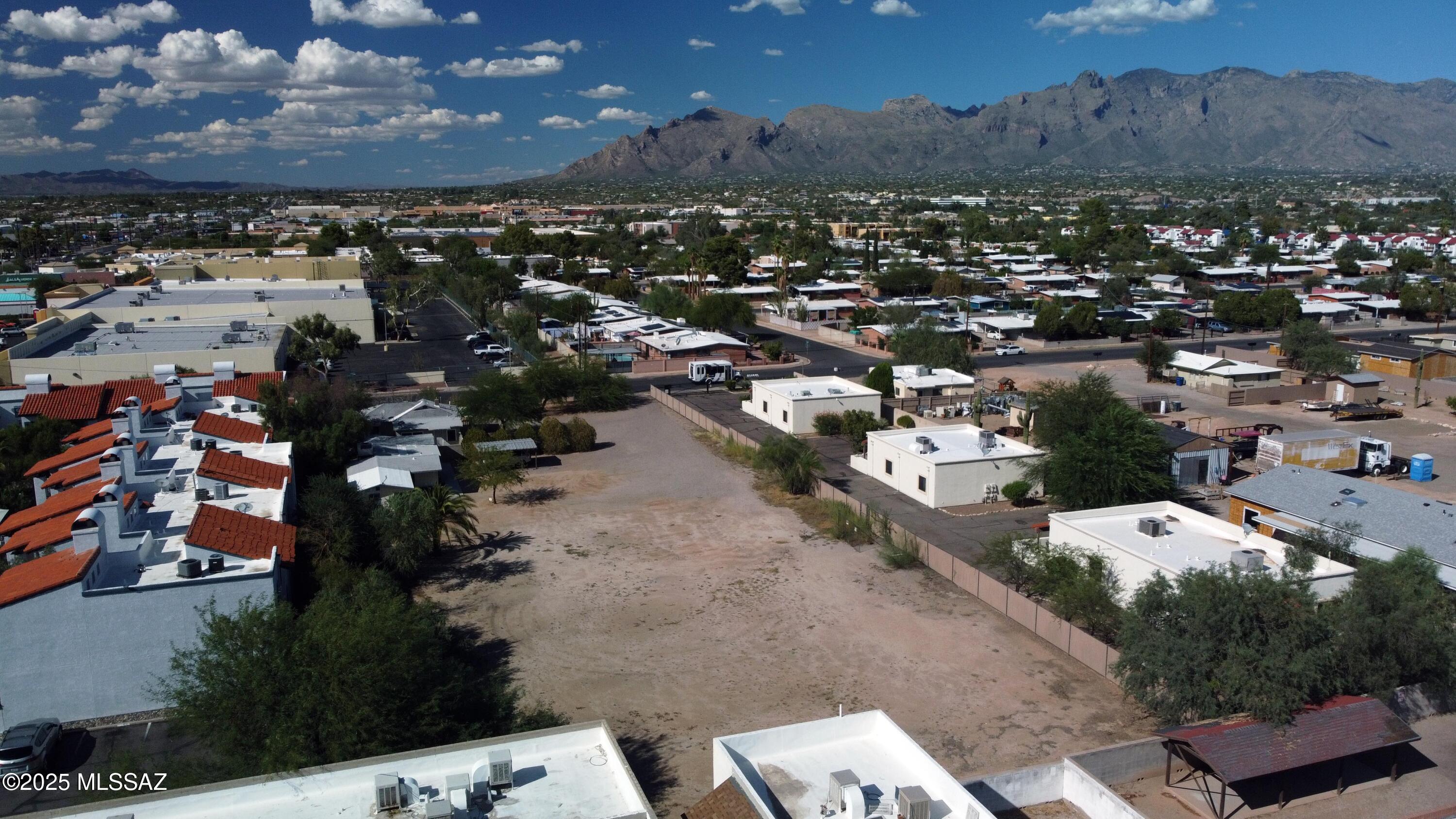 321 West Pastime Road, Unit 2 Tucson, AZ 85705 - Photo 8 of 8 an aerial view of multiple house