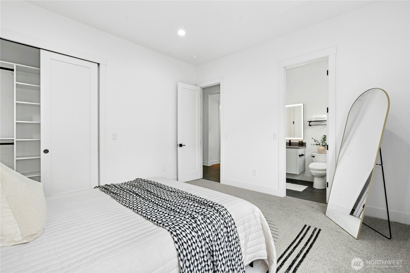 1801 Redmond Place Northeast Renton, WA 98056 - Photo 18 of 40