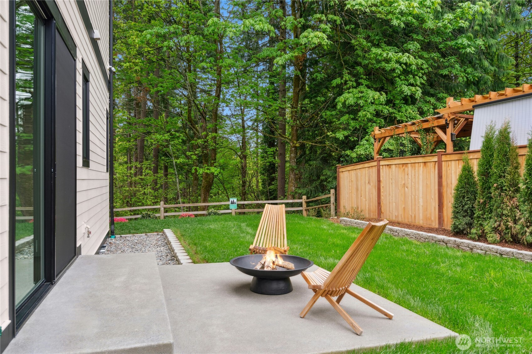 1801 Redmond Place Northeast Renton, WA 98056 - Photo 35 of 40