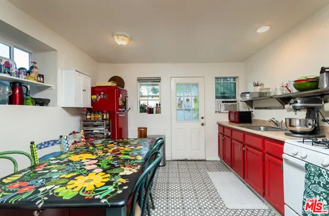 $795,000 | 1556 Rollins Drive, Los Angeles, CA 90063