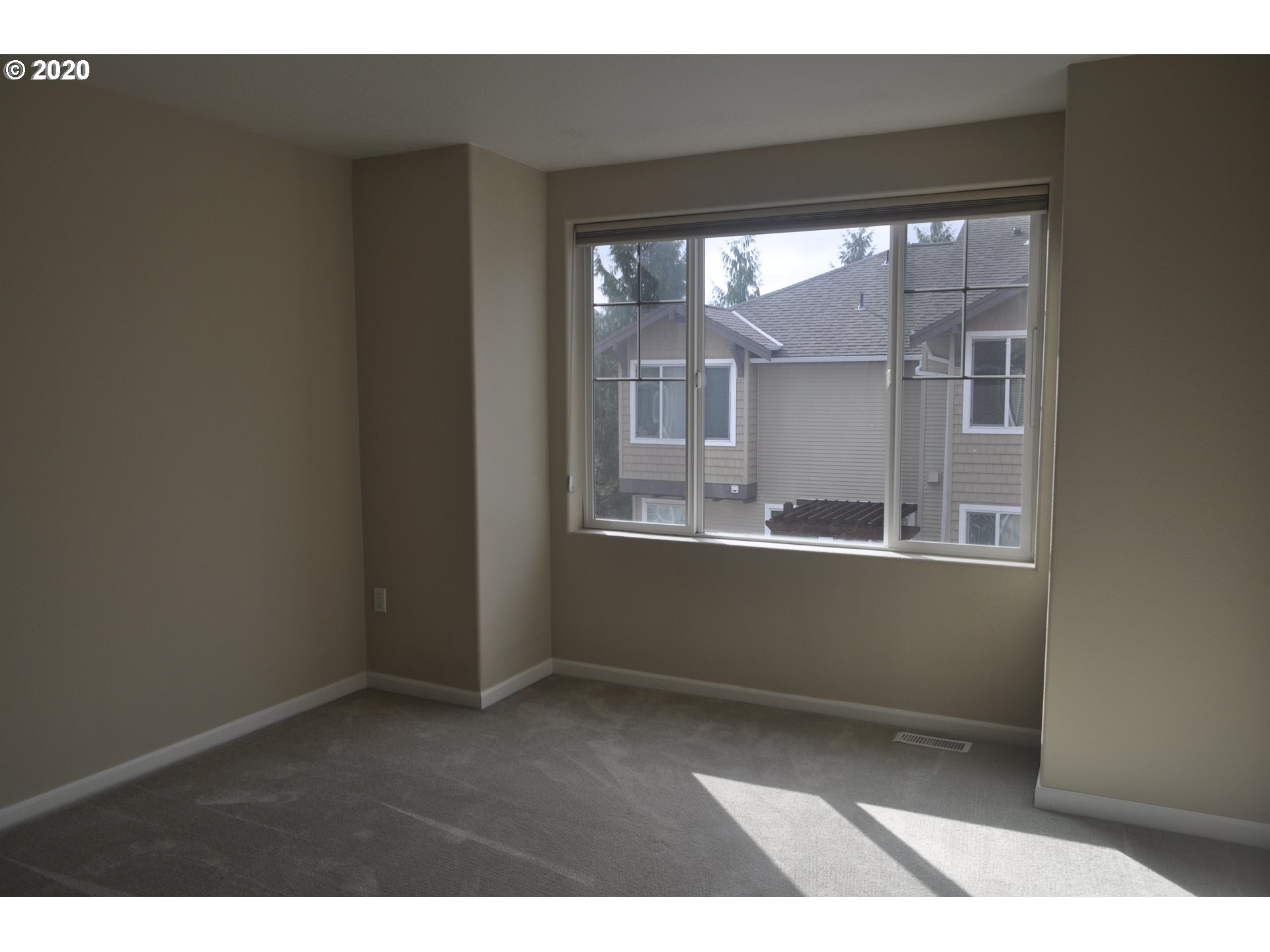 15210 Southwest Sparrow Loop, Unit 104 Beaverton, OR 97007 - Photo 13 of 23 Gallery Image 13