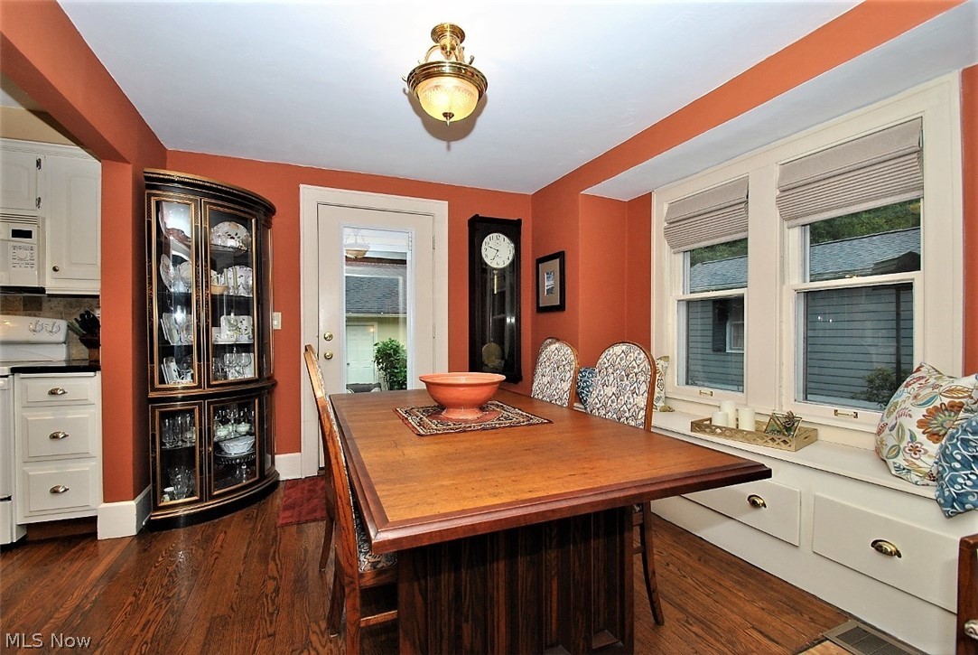 258 Miles Road Chagrin Falls, OH 44022 - Photo 8 of 20 Gallery Image 8
