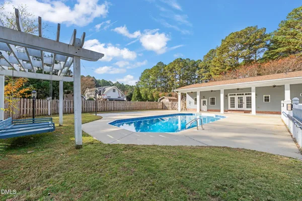 $565,000 | 213 West Stevens Street, Smithfield, NC 27577