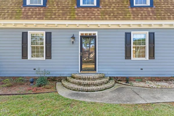 $565,000 | 213 West Stevens Street, Smithfield, NC 27577