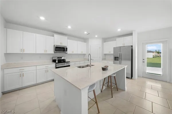 $2,495 | 17404 Monte Isola Way, North Fort Myers, FL 33917